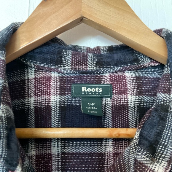 Roots Plaid Flannel - Picture 3 of 4